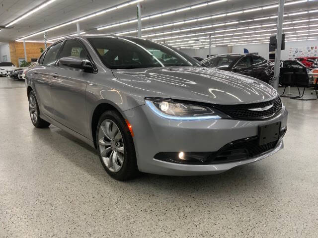2016 Chrysler 200 S