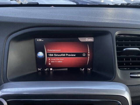 2018 Volvo V60 Cross Country T5 Premier