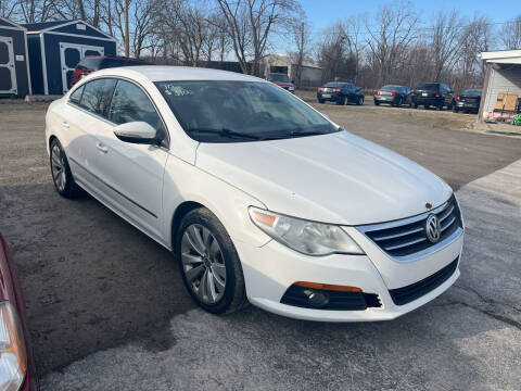 2010 Volkswagen CC for sale at HEDGES USED CARS in Carleton MI