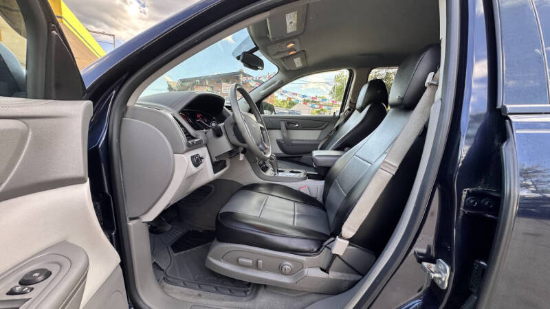 2016 GMC Acadia SLE-2