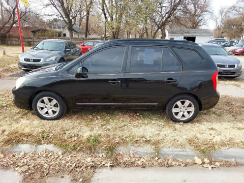 2007 Kia Rondo for sale at D and D Auto Sales in Topeka KS