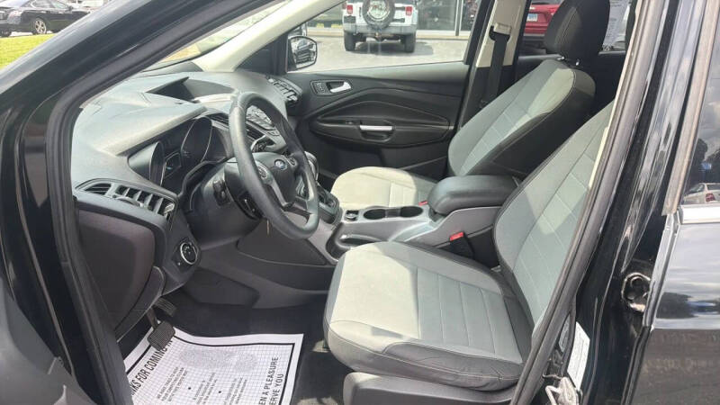 2016 Ford Escape SE