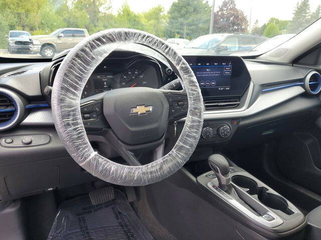 2024 Chevrolet Trax LS