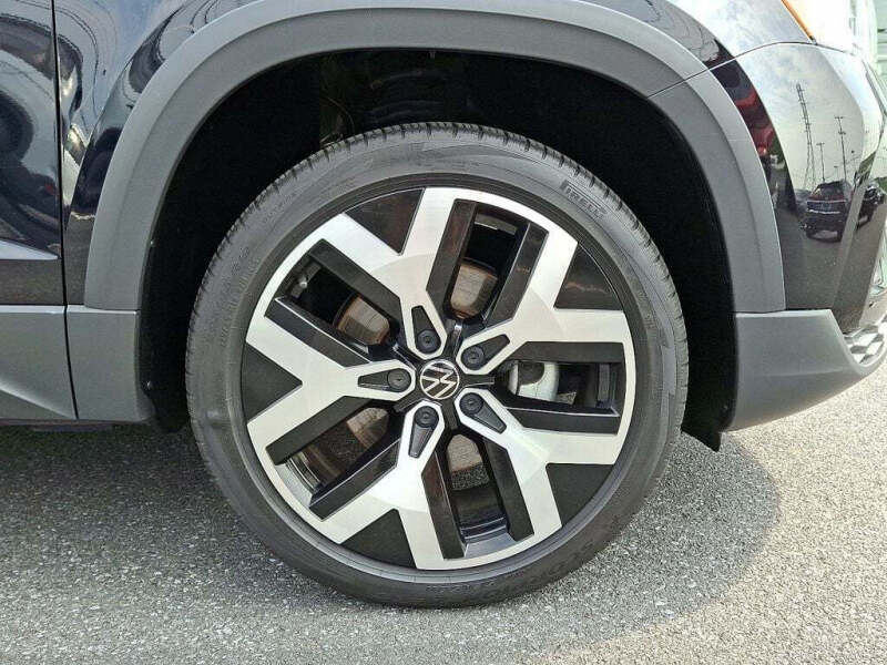 2022 Volkswagen Taos SEL 4Motion