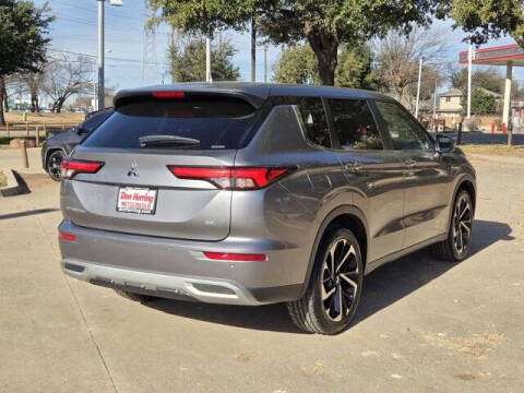 2022 Mitsubishi Outlander SE