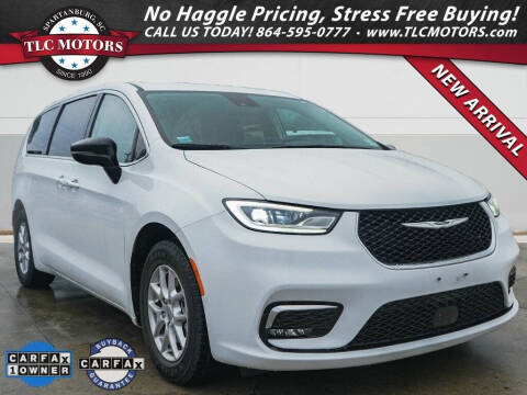 2024 Chrysler Pacifica Touring L