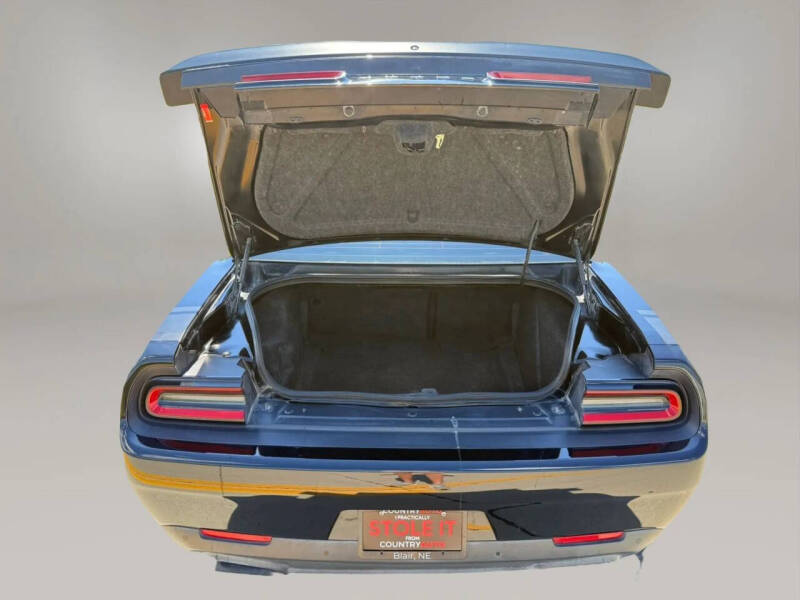 2016 Dodge Challenger 392 HEMI Scat Pack Shaker