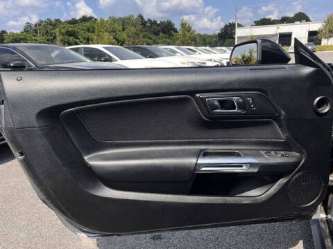 2021 Ford Mustang EcoBoost