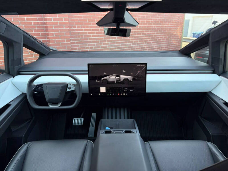 2024 Tesla Cybertruck