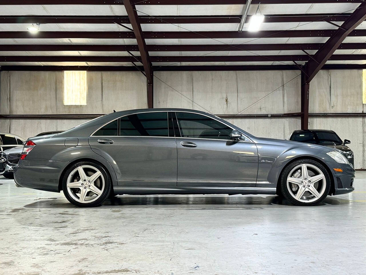 2008 Mercedes-Benz S-Class for sale at Carnival Car Company in Victoria, TX