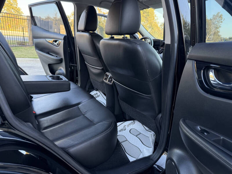 2017 Nissan Rogue Sport SL