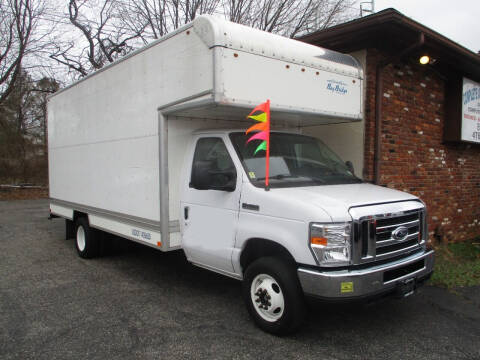 2018 Ford E-Series for sale at Unlimited Auto Sales Inc. in Mount Sinai NY