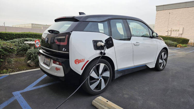 2018 BMW i3 Base photo 4