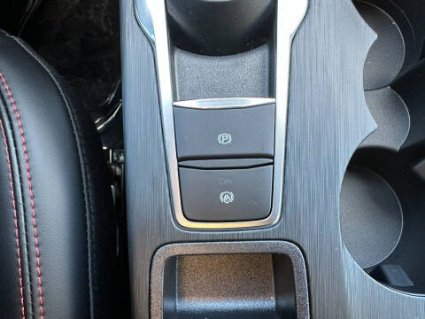 2026 Ford Escape Hybrid ST-Line Select