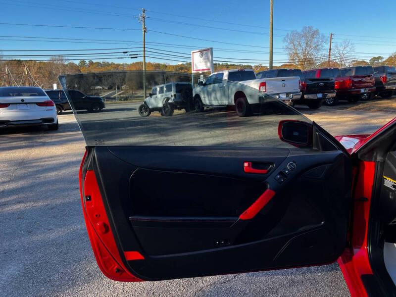 2015 Hyundai Genesis Coupe 3.8 R-Spec