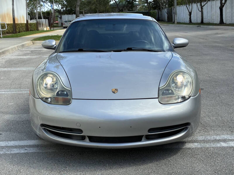 2000 Porsche 911 Carrera