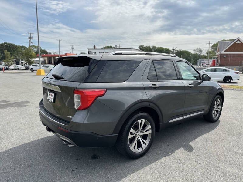 2020 Ford Explorer Platinum