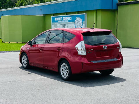 2012 Toyota Prius v Three