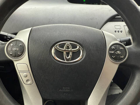 2014 Toyota Prius Two