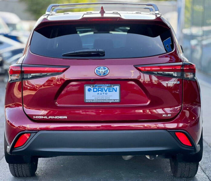 2021 Toyota Highlander Hybrid XLE