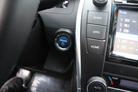 2015 Toyota Camry Hybrid SE