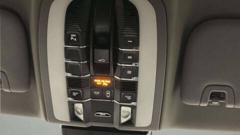 2015 Porsche Panamera S E-Hybrid