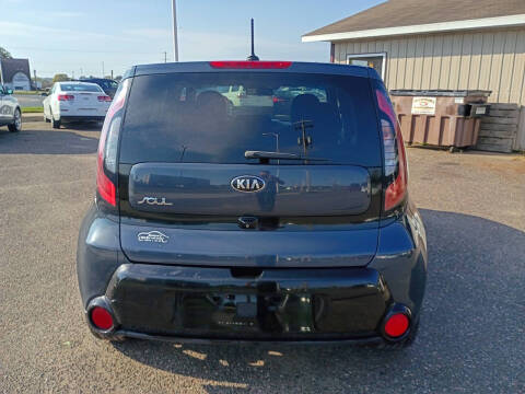 2016 Kia Soul +