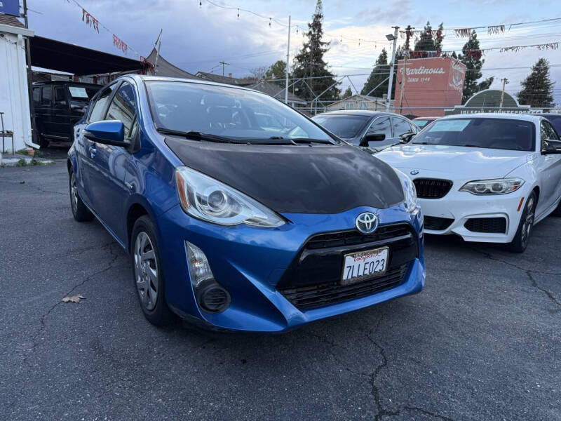 2015 Toyota Prius c Two