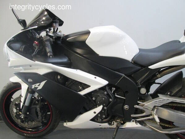 2007 Yamaha YZF-R1