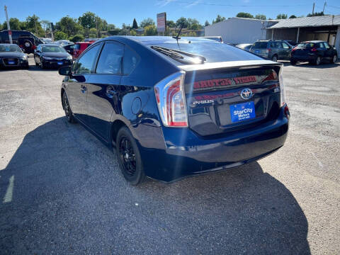 2012 Toyota Prius Two