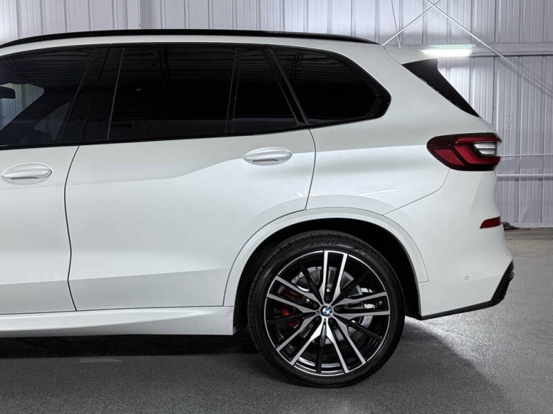 2023 BMW X5 M50i