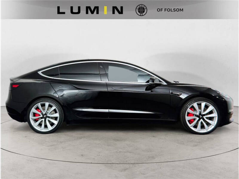 2018 Tesla Model 3 Performance