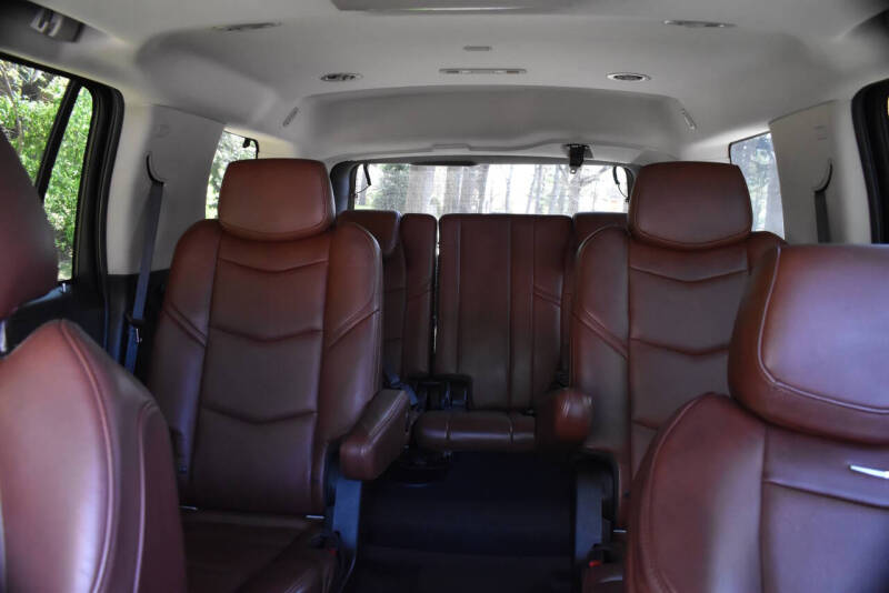 2019 Cadillac Escalade Luxury