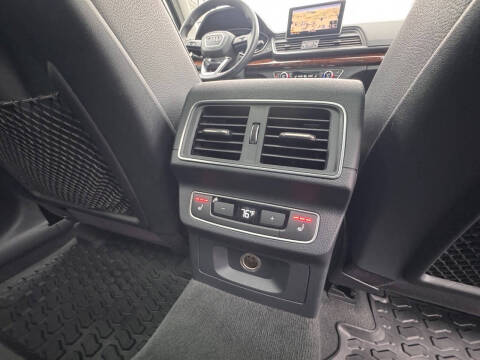 2018 Audi Q5 2.0T quattro Premium Plus