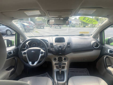 2014 Ford Fiesta SE