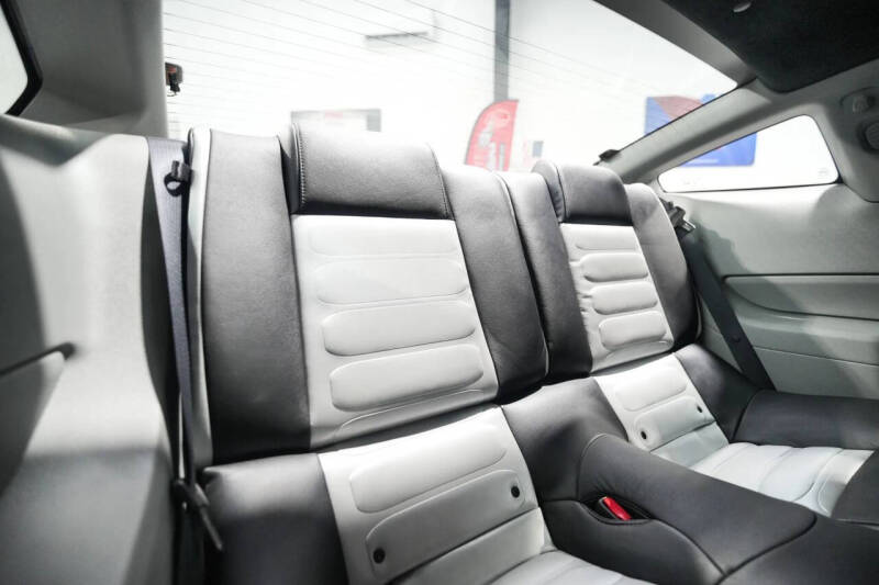 2007 Ford Mustang GT Deluxe