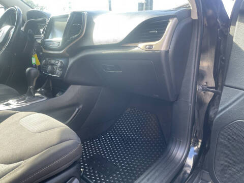 2017 Jeep Cherokee Latitude