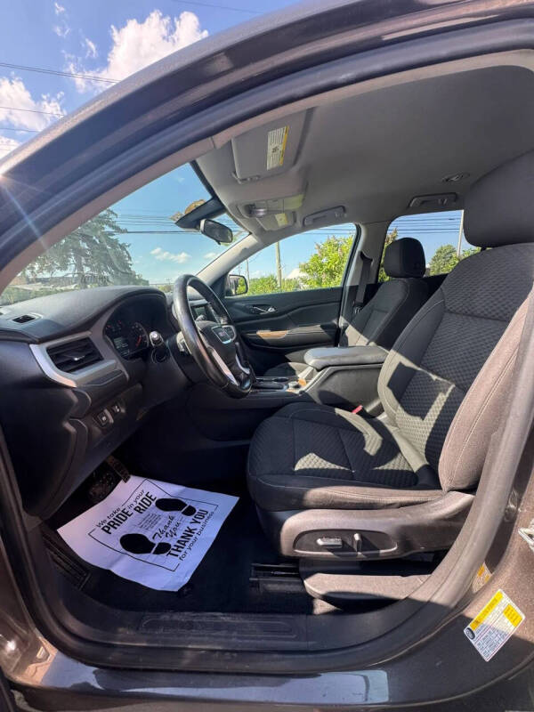 2019 GMC Acadia SLE-2