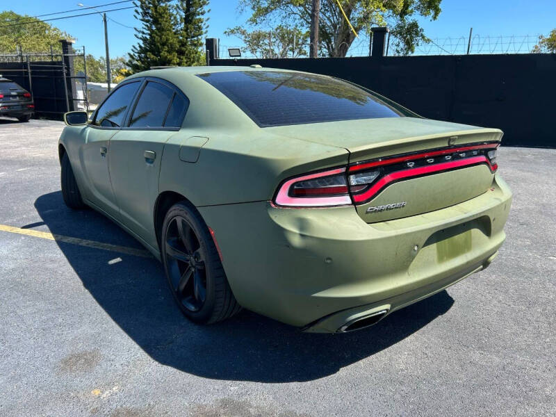 2019 Dodge Charger SXT