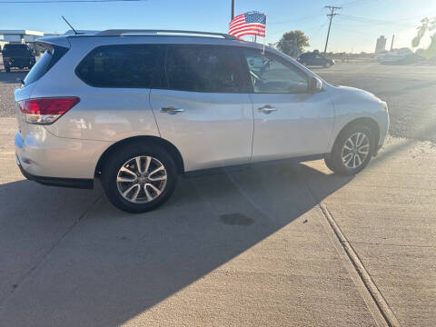 2016 Nissan Pathfinder S