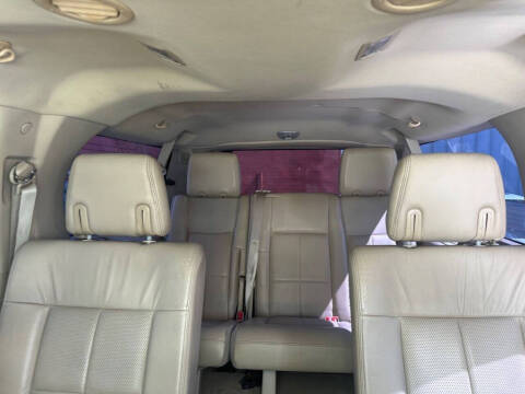 2010 Lincoln Navigator L