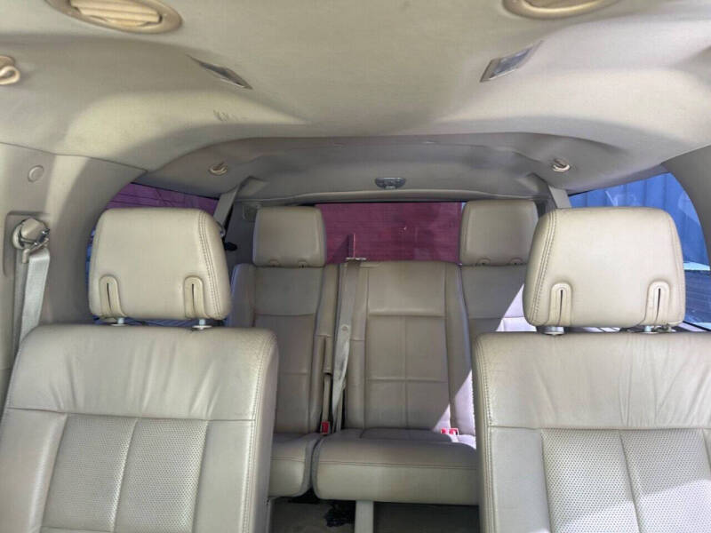 2010 Lincoln Navigator L