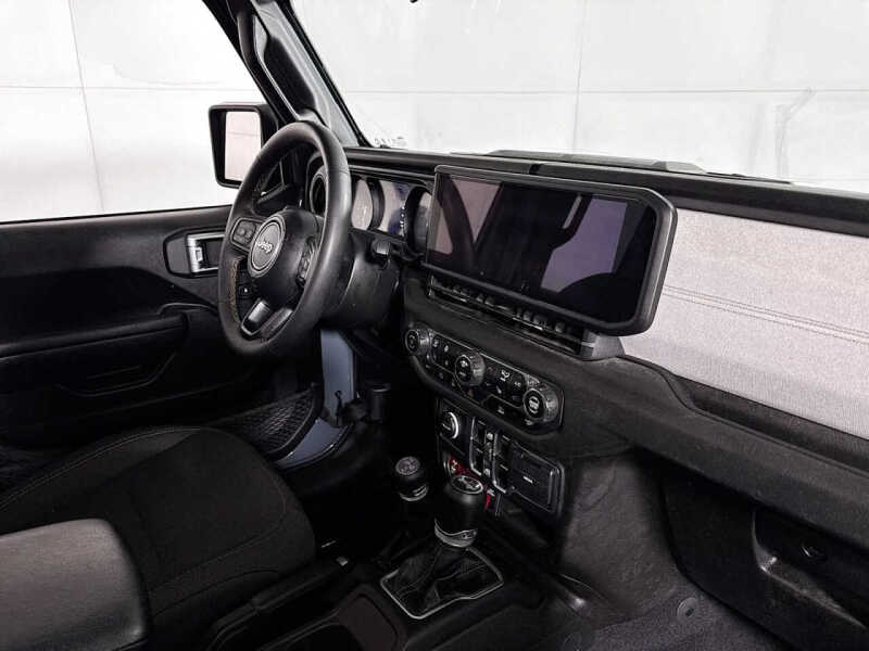 2024 Jeep Wrangler Willys 4xe