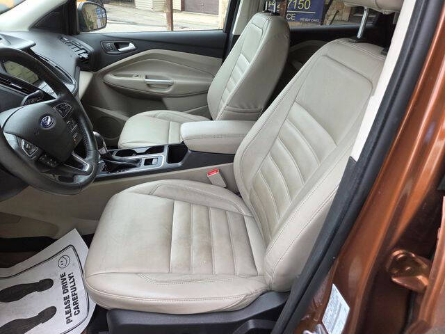 2017 Ford Escape SE