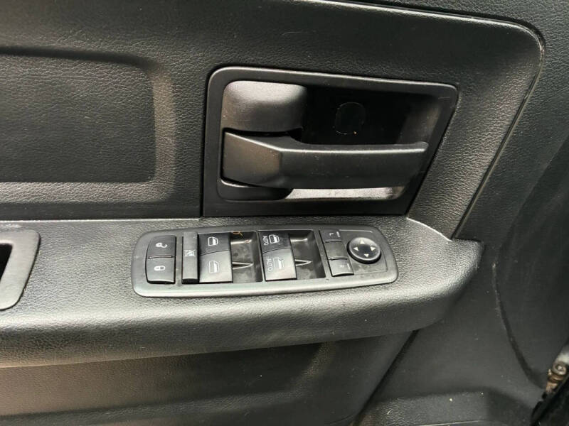 2017 RAM 1500 Express
