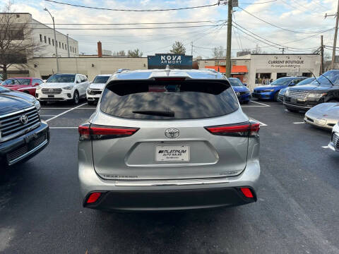 2020 Toyota Highlander XLE