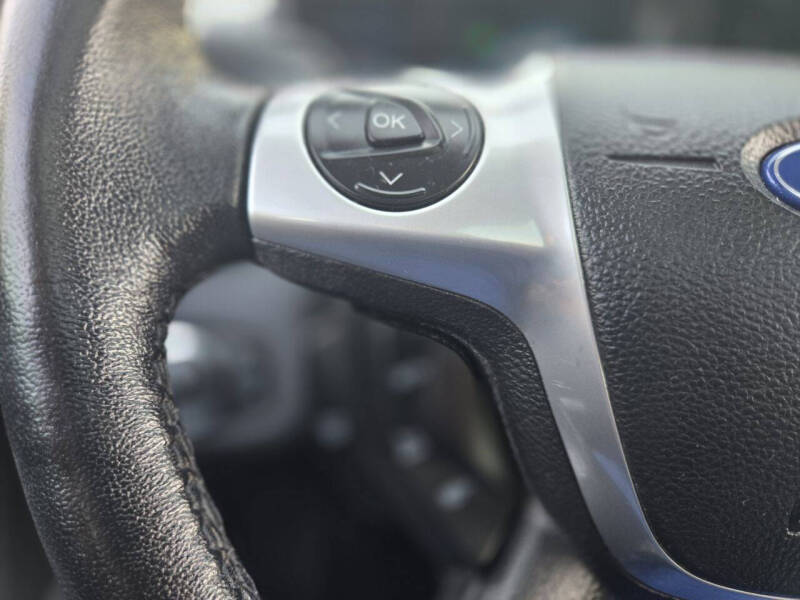 2013 Ford C-MAX Hybrid SEL