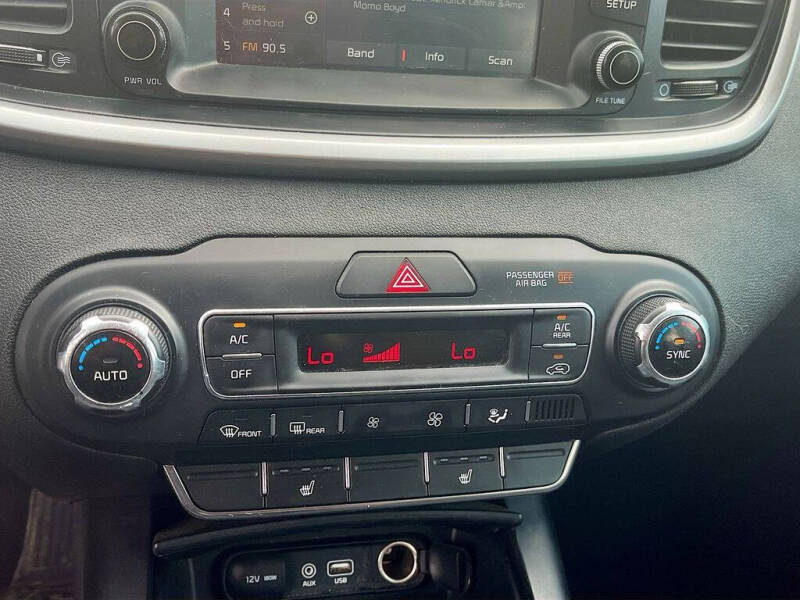 2019 Kia Sorento S V6