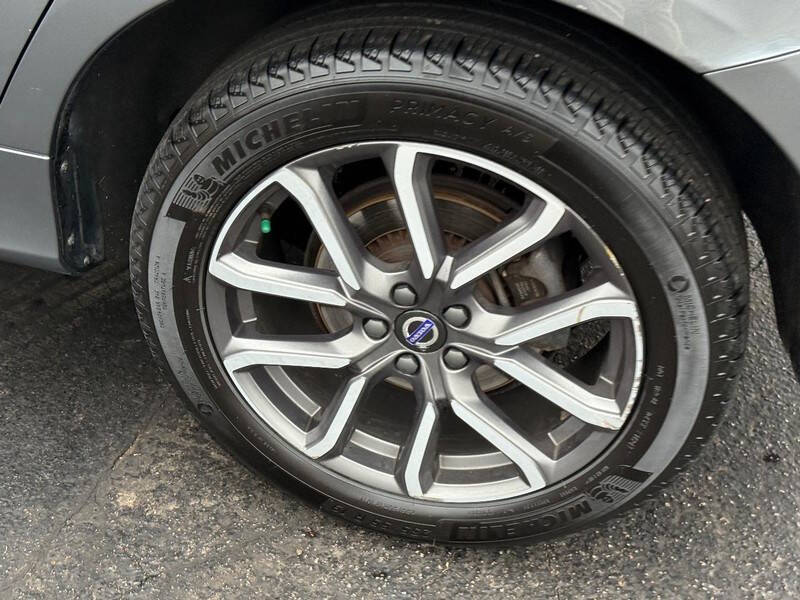 2017 Volvo XC60 T6 Dynamic