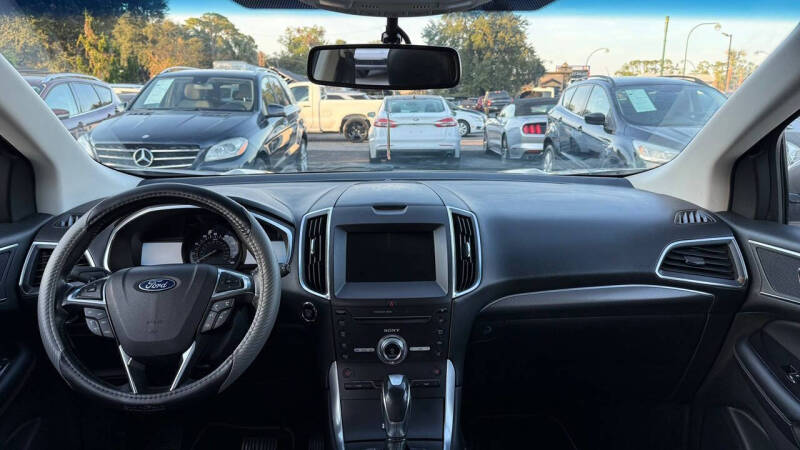 2018 Ford Edge Titanium